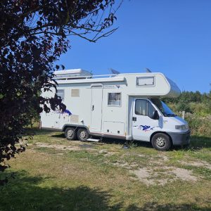 Autocamper Autocamper på ugenert plads