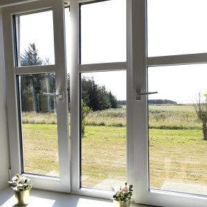 Gaarden-vindue Dejlig udsigt fra vindue på Bondegården