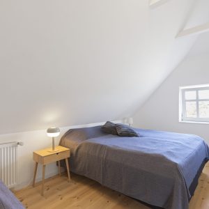 Gaarden-sovevaerelse-8 Dejligt soveværelse på 1. sal på Bondegården